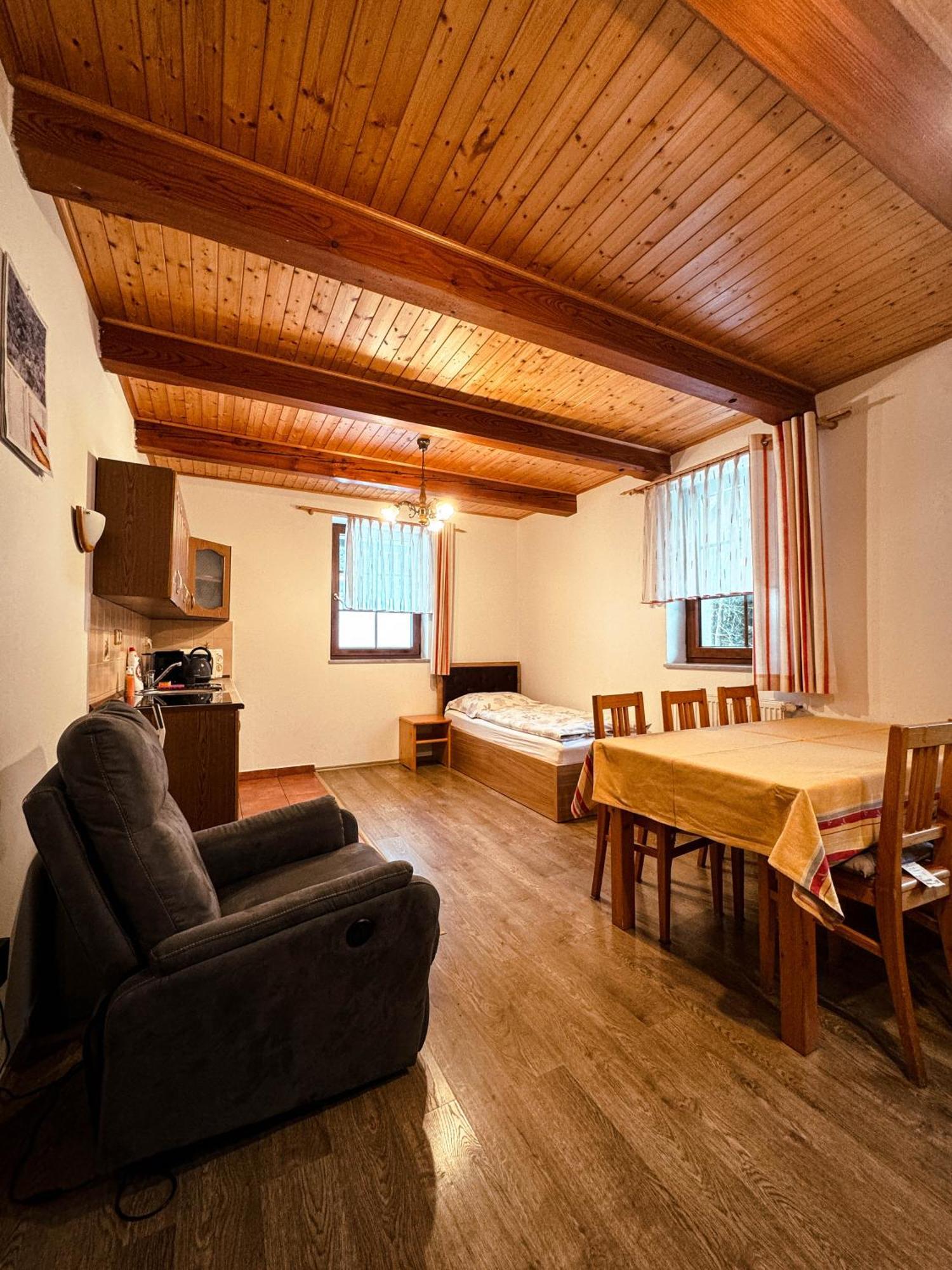 Apartmany Kolb Ramzova Ostružná Buitenkant foto